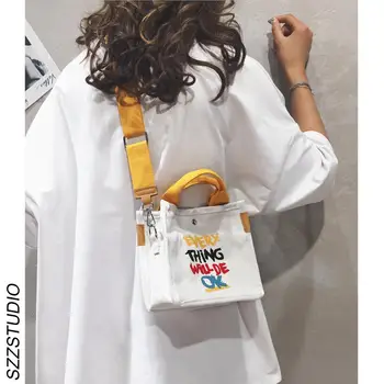

Ulzzang Korean ins retro Hong Kong style mailman bag student messenger bag female