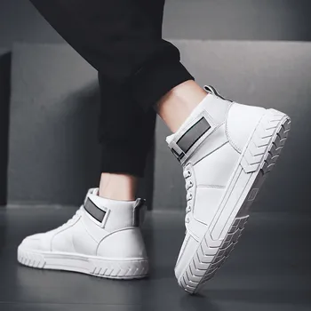

Men Fashion Casual Shoes High Top Solid Color Sneakers Winter 2019 New Arrival High Quality board shoes Wear-Resistant Versatile