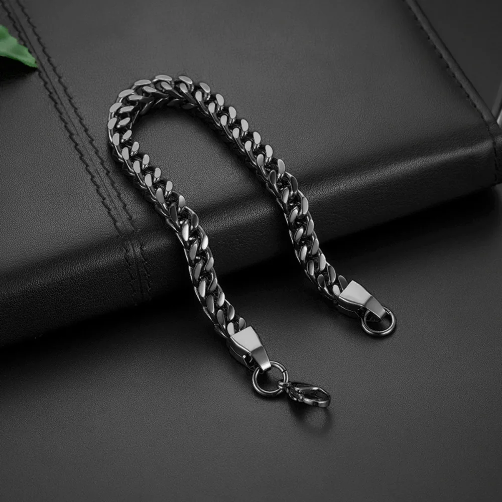 grta42380-black_11