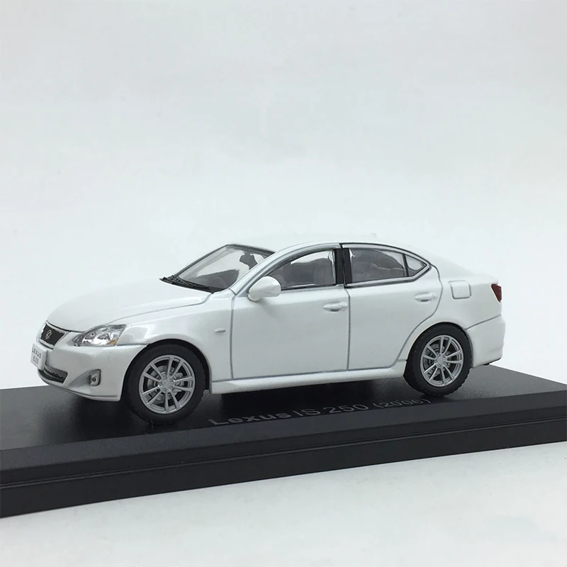 Модель автомобиля Lexu IS XE20 из сплава в масштабе 1:43 винтажная модель литье под