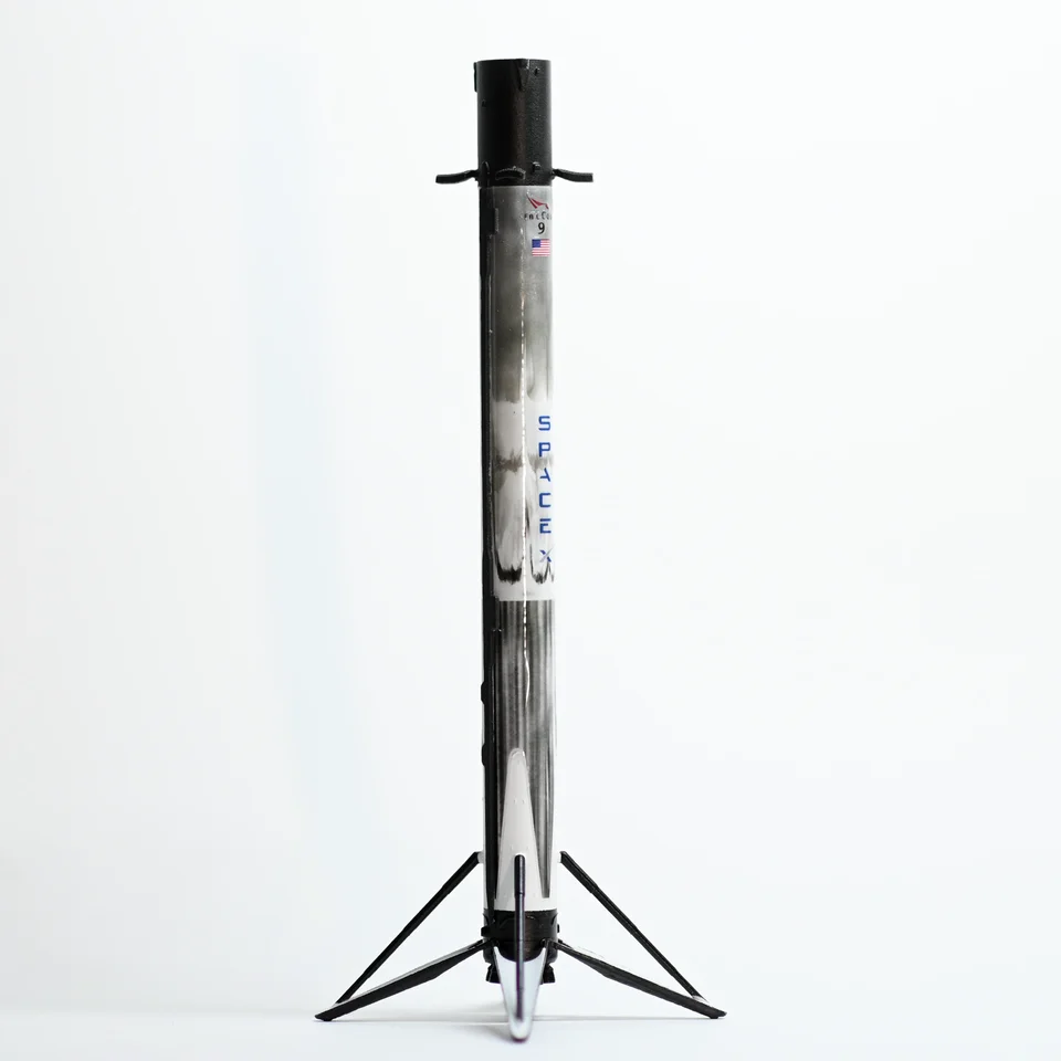 Spacex社ファルコン9ロケットモデルファルコン9 Block5ステージ1