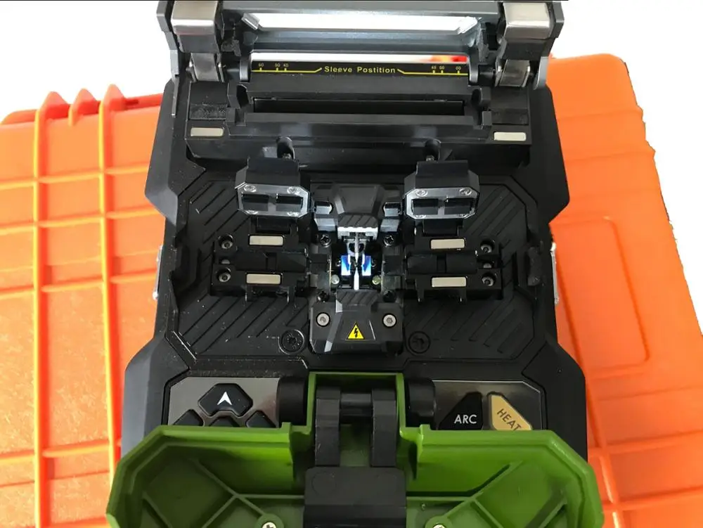 Yarber 8K WIFI Action Camera 4K 60fps 20MP HD 40M