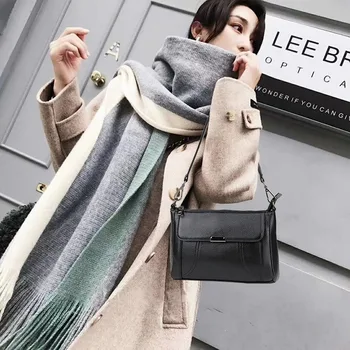

2020 New Large-Capacity Multi-Compartment Casual over-the-Shoulder Bag Fashion Middle-aged Mother Shoulder Bag