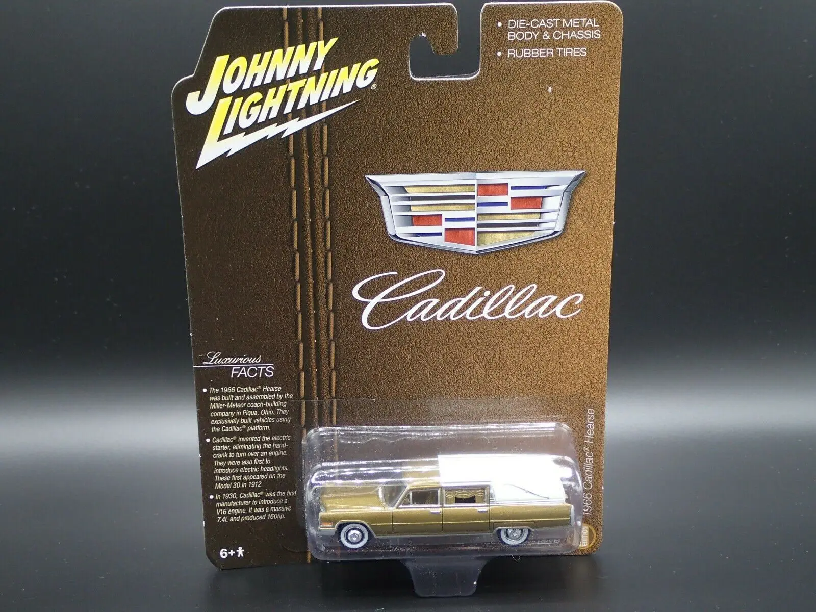 1966 Cadillac HEARSE  Leichenwagen **RR**Johnny Lightning Hobby 1:64 NEU+OVP