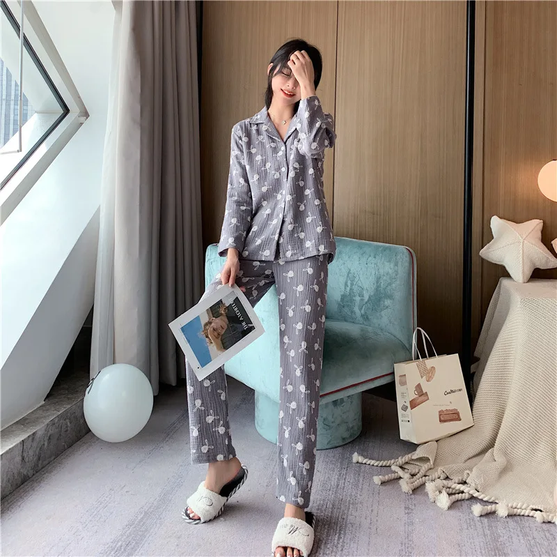 99E126FC-3F94-4EAA-AA7C-C6D990