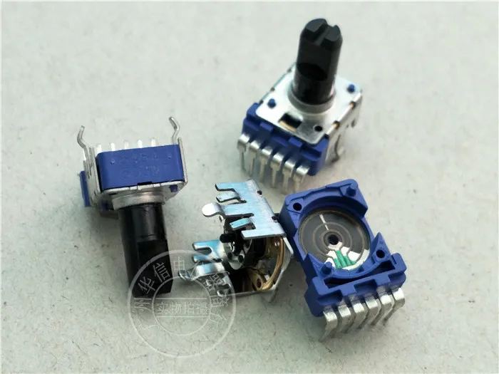 

3pcs for Taiwan FD 142-type vertical double potentiometer 503BT / 6 feet / 50K / with midpoint / handle 13MMF