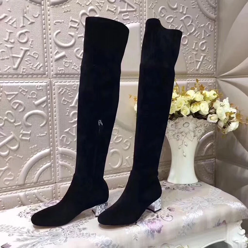 long suede Пикантные черные зимние ботинки на не сужающемся книзу массивном каблуке с кристаллами; ботильоны из натуральной кожи с острым носком для подиума; высокие ботинки со стразами для женщин - Цвет: long suede