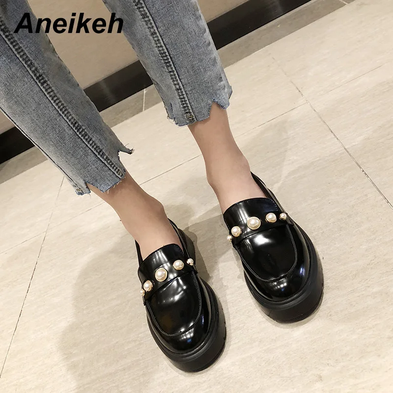 

Aneikeh NEW Spring Autumn Pearl Pin Tassels Flats Oxfords Shoes Lady Round head Women Casual Slip-On Pu Flats Shoes Zapatos Muje