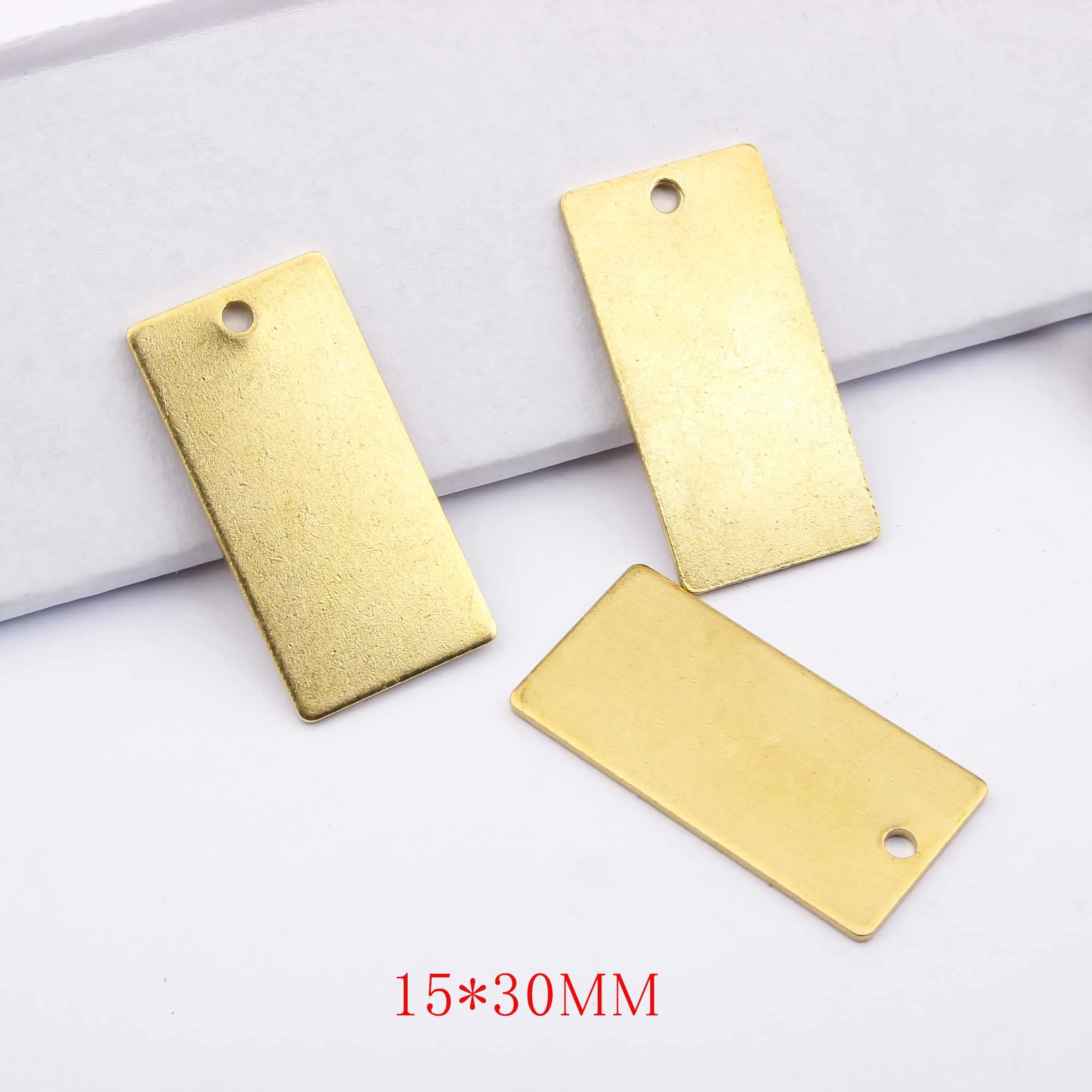 15x30mm 10pcs Необработанная латунь прямоугольная металлическая штамповка пустая бирка Подвески 14x25 мм 15x30 мм Ювелирные изделия свадебные подарочные бирки - Окраска металла: 15x30mm 10pcs