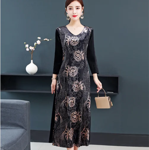 Женское бархатное платье макси элегантное облегающее с длинным рукавом и