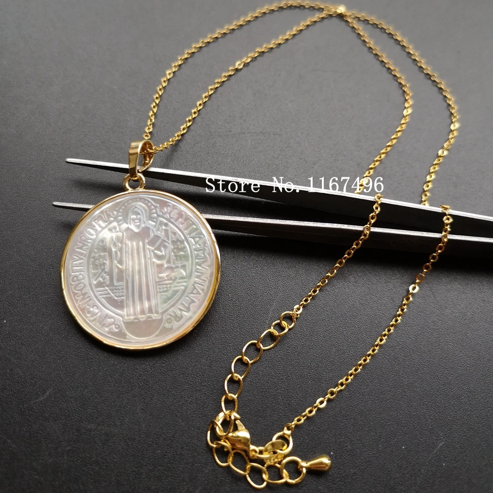 

Promotion ! 32mm Natural San Benito & Jesus Mother Pearl Shell Necklace for Gift MOP Necklace for Women