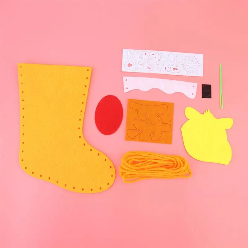 1PC DIY Cristmas Stocking Cute Candy Bag Gift Storage Socks Present Pouch Room Decoration(Deer