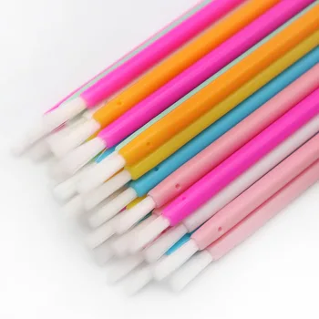 100 pcs 일회용 나일론 섬유 립 브러쉬 립스틱 완드 클린 애플리케이터 립글로스 브러쉬 휴대용 화장품 여성 메이크업 도구