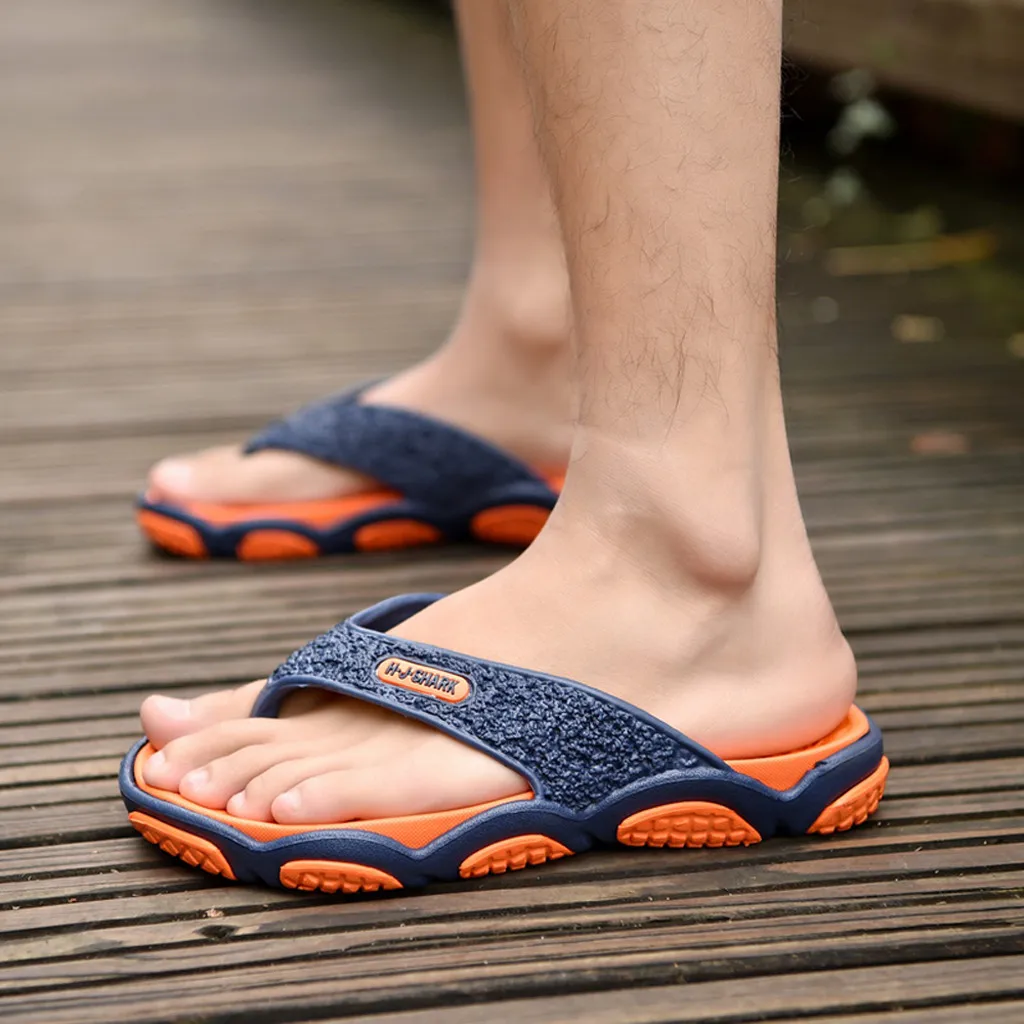 New Arrival Summer men's shoe Open Toe Slippers Fashion Beach Shoes Massage Bathroom Flip Flops tongs homme ete