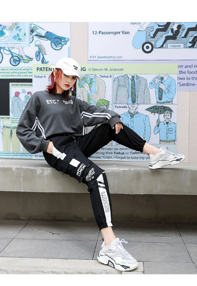 NEW 2020 HOT Women'Pants High Waist pants Big Pockets Cargo pants Baggy Tactical Trouser Loose Streetwear hip hop joggers pants NEW 2020 HOT Women'Pants High Waist pants Big Pockets Cargo pants Baggy Tactical Trouser Loose Streetwear hip hop joggers pants