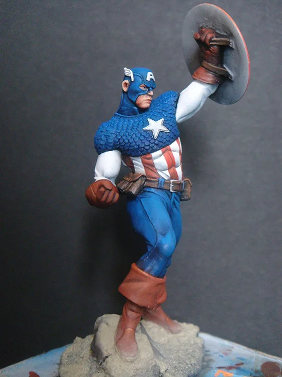 Unassambled 1/24 Fantasy Man With Base Resin Figure Miniature Model