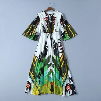 

Spring 2020 for European and American women's wear Nine points sleeve Contrast color printing lace-up Fashion pleated dress