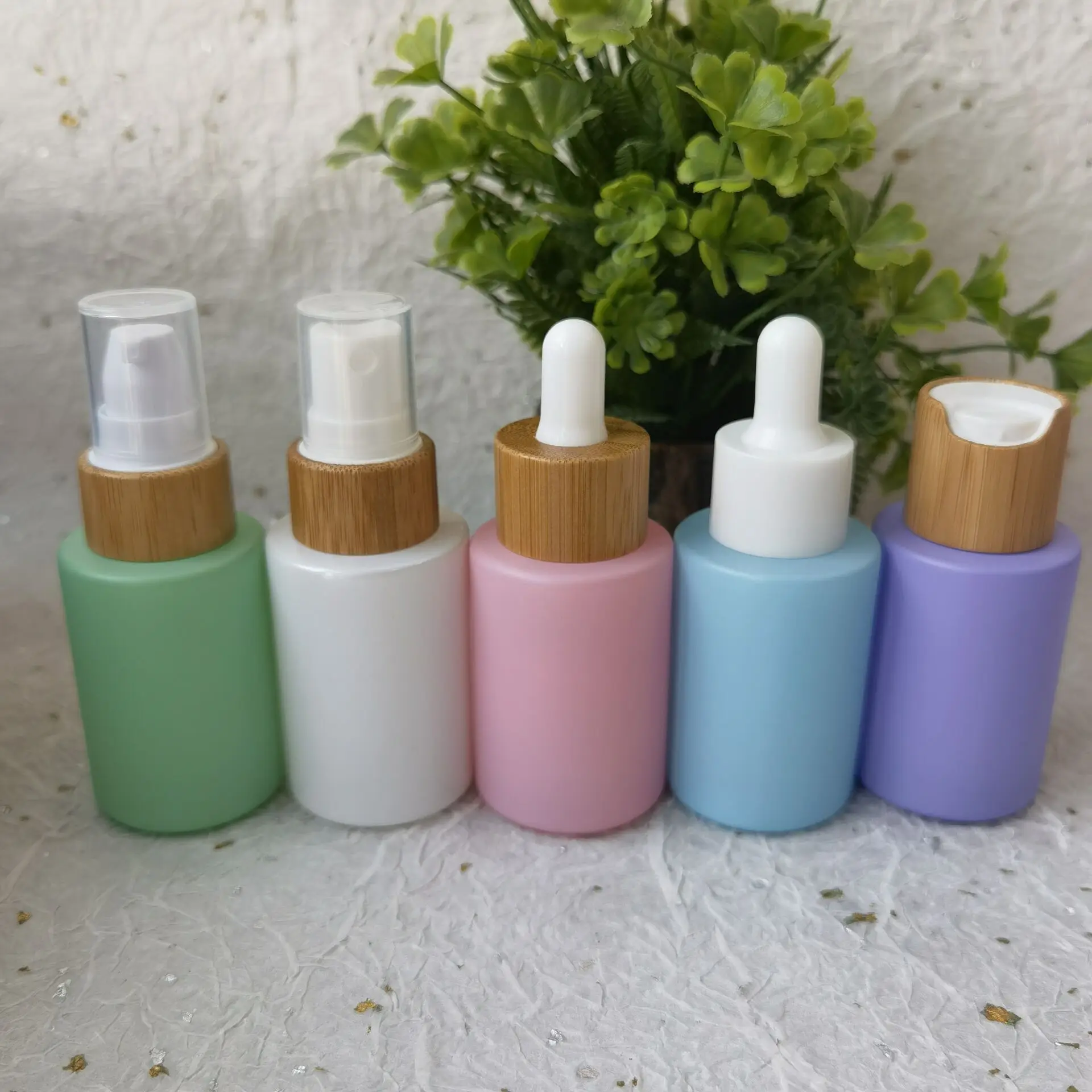 

5Pcs Travel Spray Water Bottles For Cosmetics With Bamboo Cap Lotion Lid Dropper Bottles Container