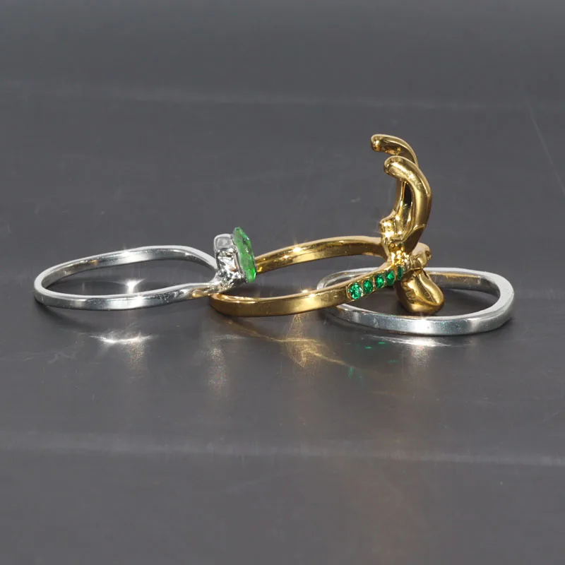 Ring Set Loki Ring Sets for Women Superhero Thor Green Crystal Matching Crown Helmet Rings Stacking Jewelry Unisex Cosplay Accessories