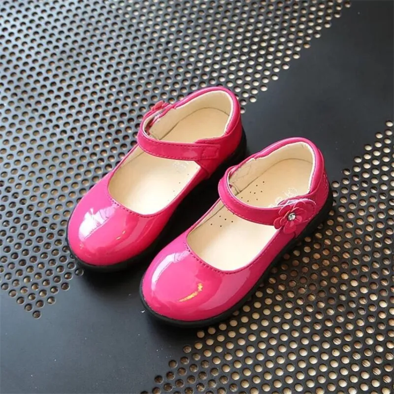 Детская Праздничная обувь для девочек; модная обувь из искусственной кожи; детская обувь принцессы с цветочным рисунком для девочек; обувь для свадьбы; Детские кроссовки; танцевальная обувь - Цвет: Rose red