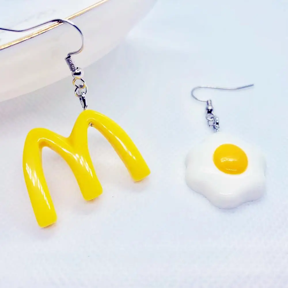 

Cute Resin Simulation Cool Letter M Fried Egg Asymmetric Drop Earrings Cartoon Food Piercing Dangle Pendant Earrings Women Gifts