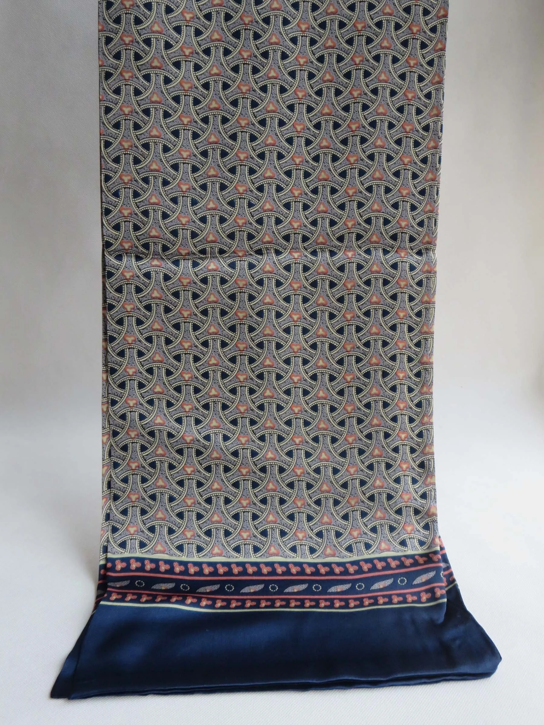 Мужской длинный шарф из чистого шелка, двусторонний, с принтом древних денег, синий, черный - Цвет: Синий