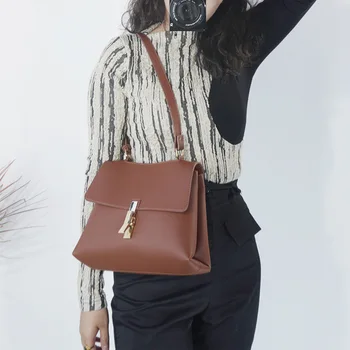 

New Simple Soft Shoulder Bag Women's Shoulder Lock Large Capacity Pu Tote Bag