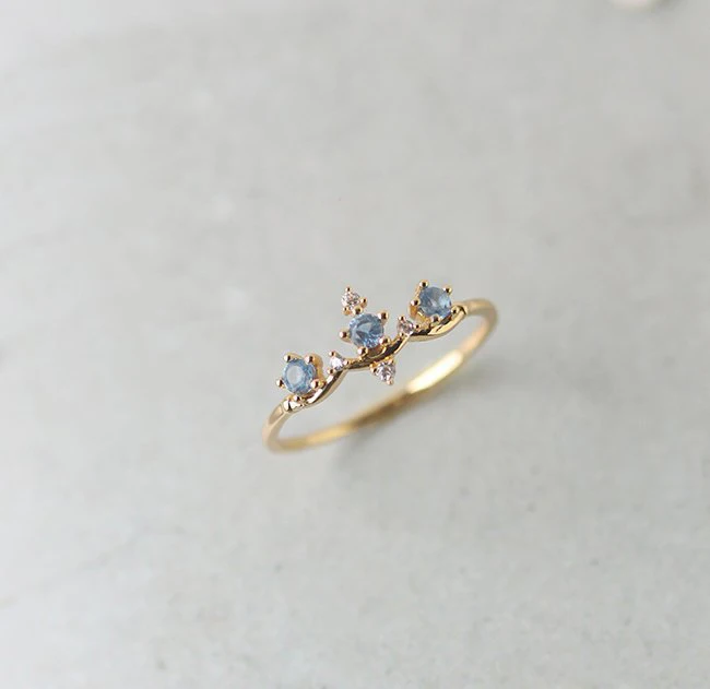 

Romantic Entry Lux Little Crown Ring For Women Lovely Blue AAA+Cubic Zirconia Light Gold Color Fashion Jewelry KBR102