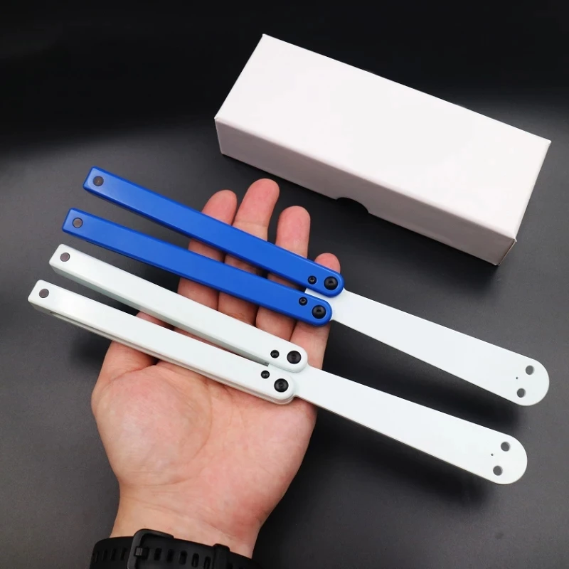 Squid Practice Butterfly Trainer Knife Plastic No Edge Multi-funtion Folding Pocket Butterfly Trainer Game Tools Knife