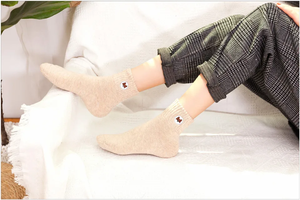 Женские зимние толстые теплые цветные модные шерстяные носки высококачественные повседневные хлопковые носки с вышитыми животными из мультфильмов 5 пар