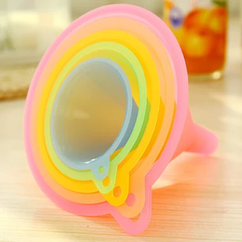 

5 Pieces/Set Candy Color Funnel Liquid Transfer Tool Kitchen Lab Funnel Antifouling Durable Creative Kitchen Accessories Utensil