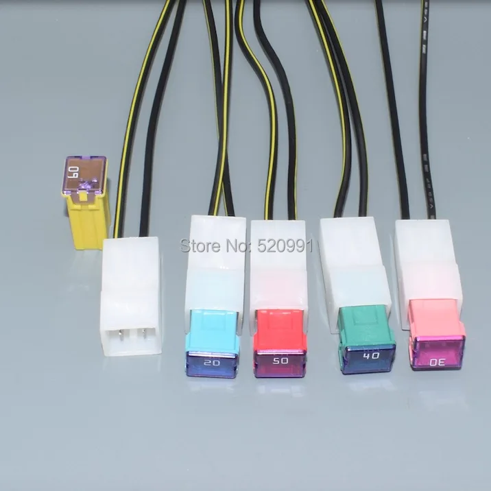 shhworldsea 1set =1pcs fuse +1pcs fuse box Mini Square Fuse 20A 25A 30A 40A 50A 60A Auto Fuse Plastic Box Assortment Auto