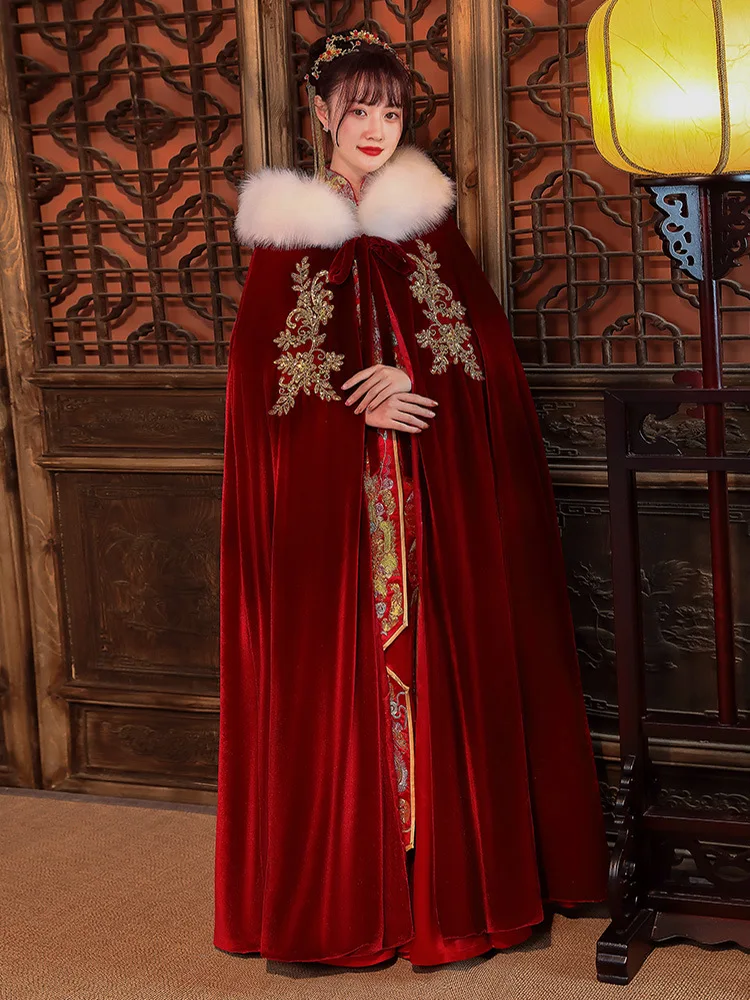 Bridal Shawl Winter Wedding Cloak Faux Fur Hooded Warm Red Long Wrap Gold Appliques Beaded Velour Women Accessories Customized