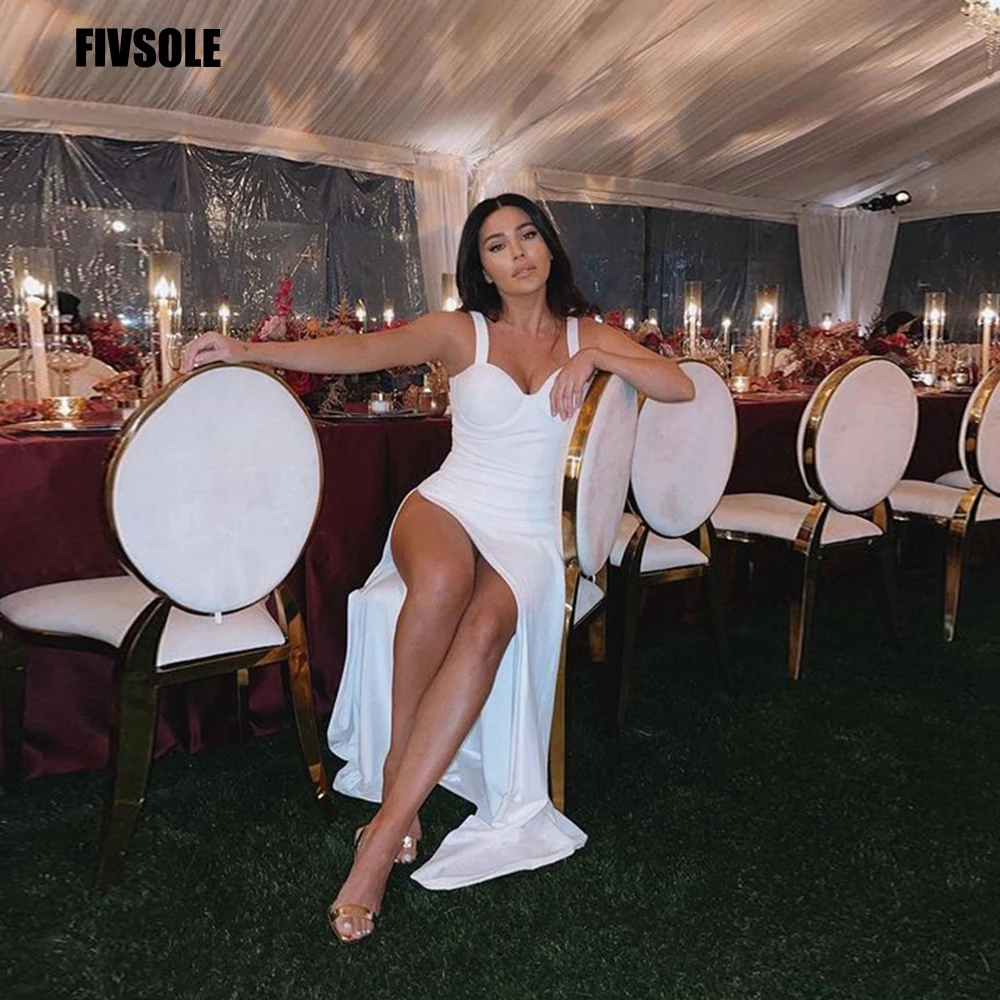 

Платье женское свадебное на бретелях-спагетти с разрезом