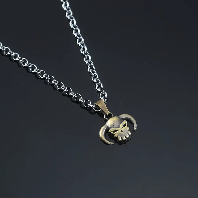 Anime One Piece Metal Necklace Luffy Ace Pirate Skull Hat Pendant Chain Choker Man Cartoon Necklaces Charm Jewelry Collar Gift bronze culian