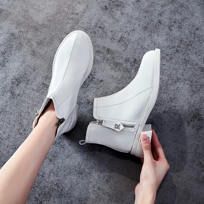 Martin boots women's new short boots thick heel autumn and winter women's shoes round head women's leather boots