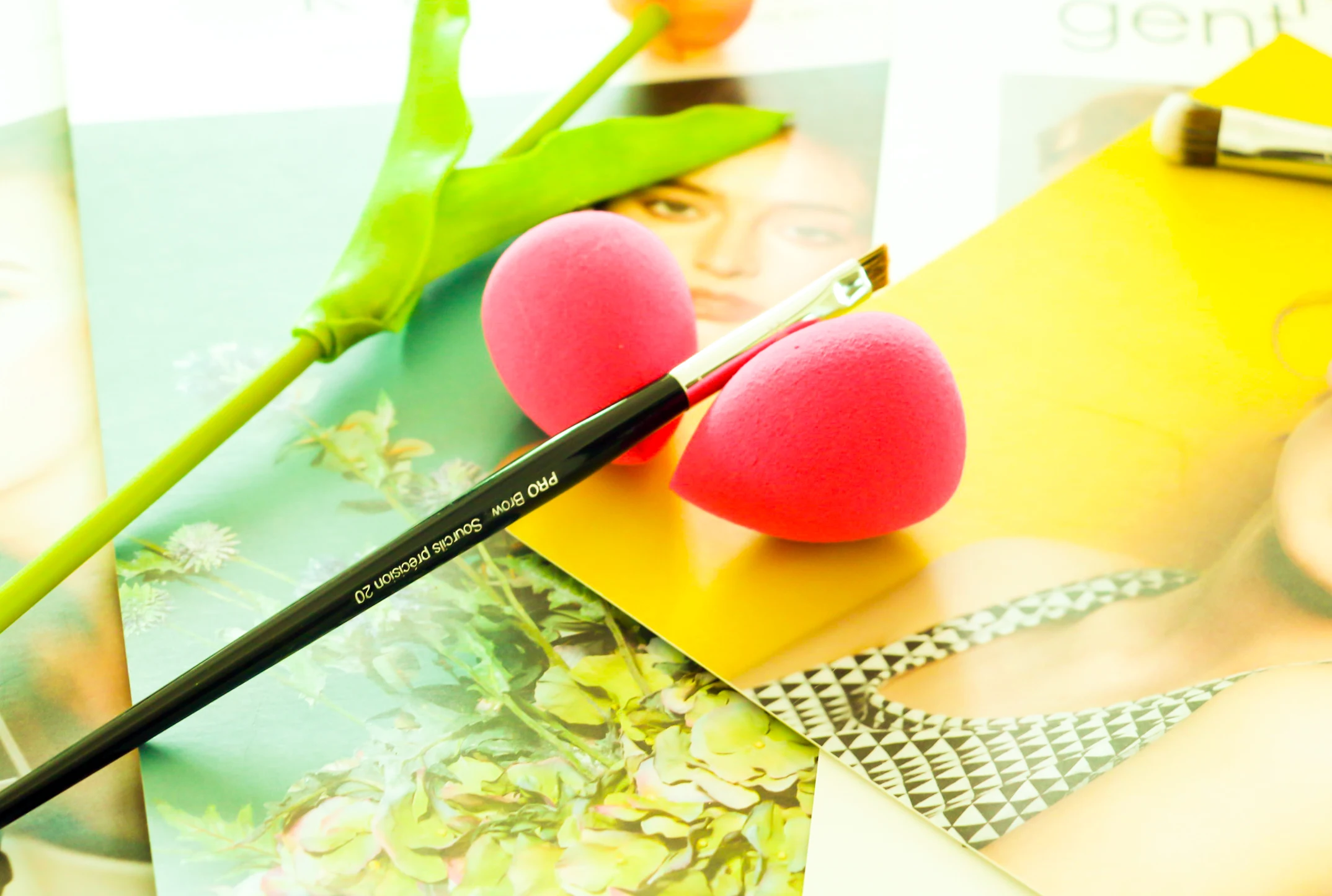 

1 pcs Copper tube oblique eyebrow brush cosmetic tool makeup brush Concealer Eyeshadow Brush Set Brush Makeup Tool