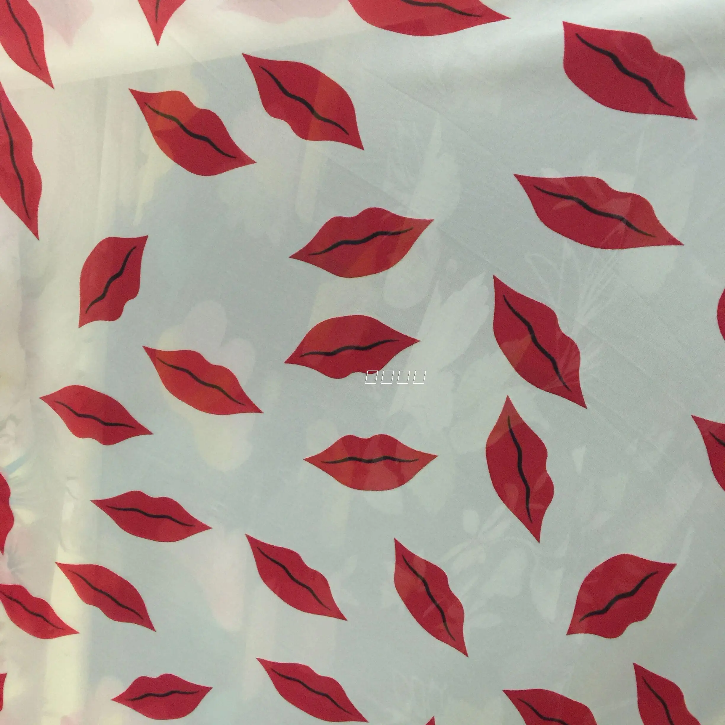 

Tissus African Fabric New Lip Print Chiffon S Japanese And Korean Silk Scarf Shirts Holiday Long Skirts High-grade Ski Fabrics