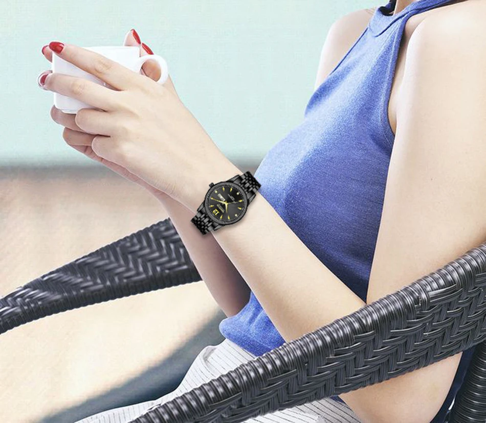men women watch  (14)