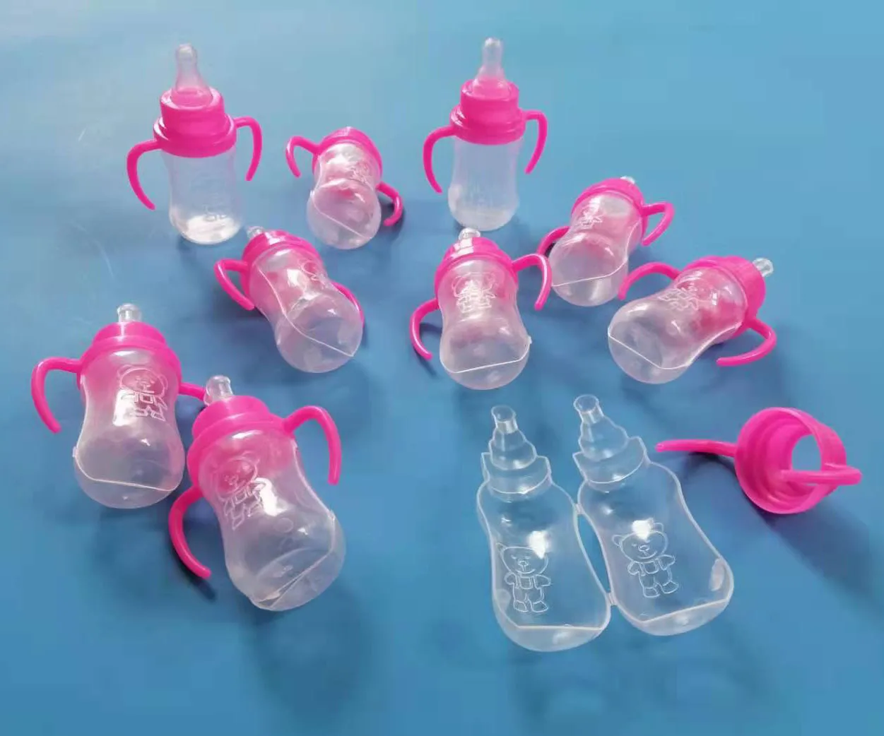 Beilinda Toys Plastic Toys  PVC Toys feeder for 18 Inches Doll Toy feeding bottle 2 Colours Available 10pcs In One Lot