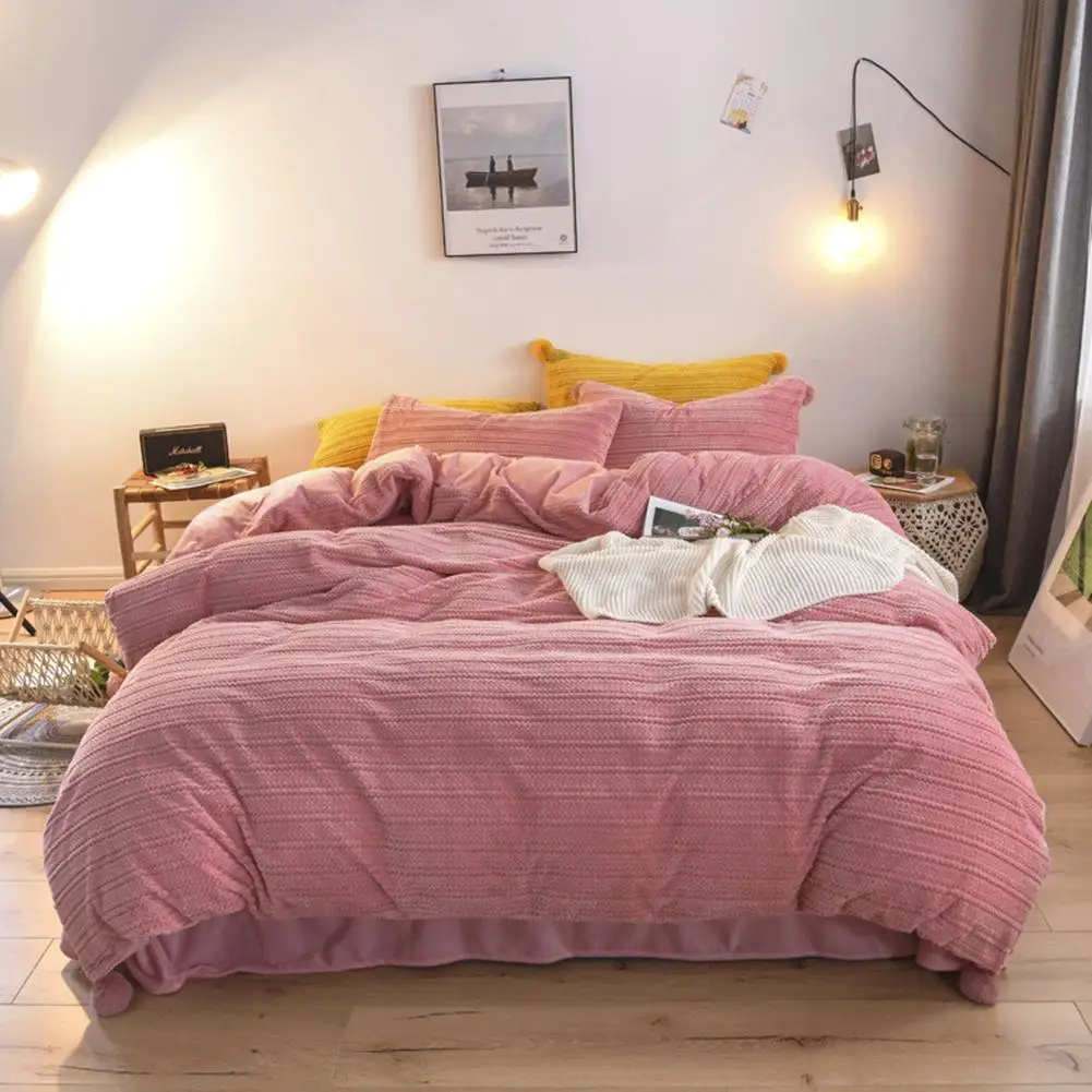 

4Pcs Set Duvet Cover Set Winter Warm Kit Solid 3 Color Quilt Cover Comfortable Bedspread Bedding Sets