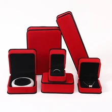 

2022 Red Black Edge Rounded Velvet Jewelry Box Ring Pendant container Product Packaging display Valentines Day Gifts