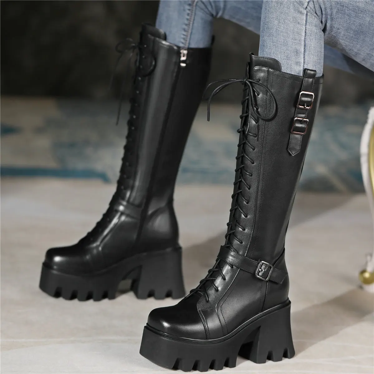 

Женские мотоциклетные ботинки из натуральной кожи, на высоком каблуке, с круглым носком