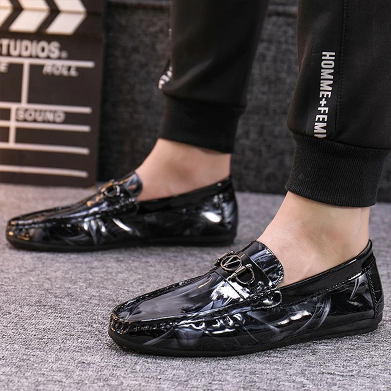 Zapatos informales de charol brillante para hombre, mocasines sin cordones, ligeros, a novedad|Mocasines| AliExpress