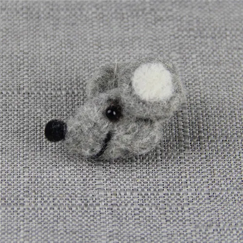 grey 12pcs Handmade Wool Felt Mouse Needle Felt Cartoons for DIY Fashion Jewelry - Цвет: grey