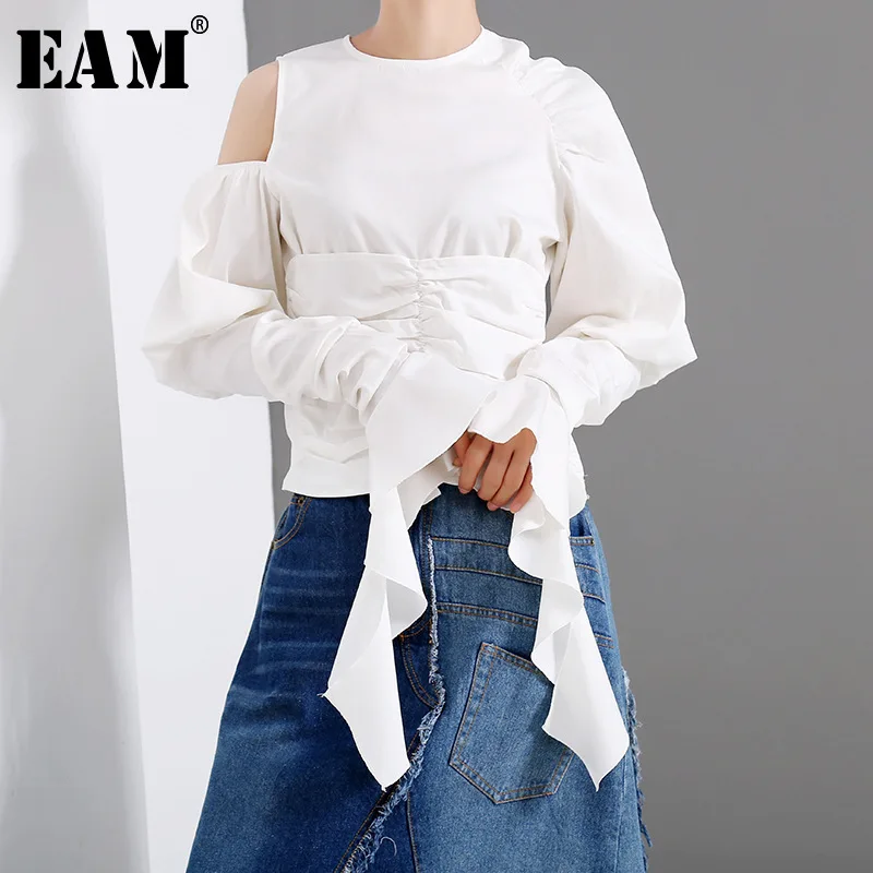 

[EAM] Women Flare Sleeve Pleated Strapless Blouse New Round Long Loose Fit Shirt Fashion Tide All-match Spring Autumn 2019 JZ532