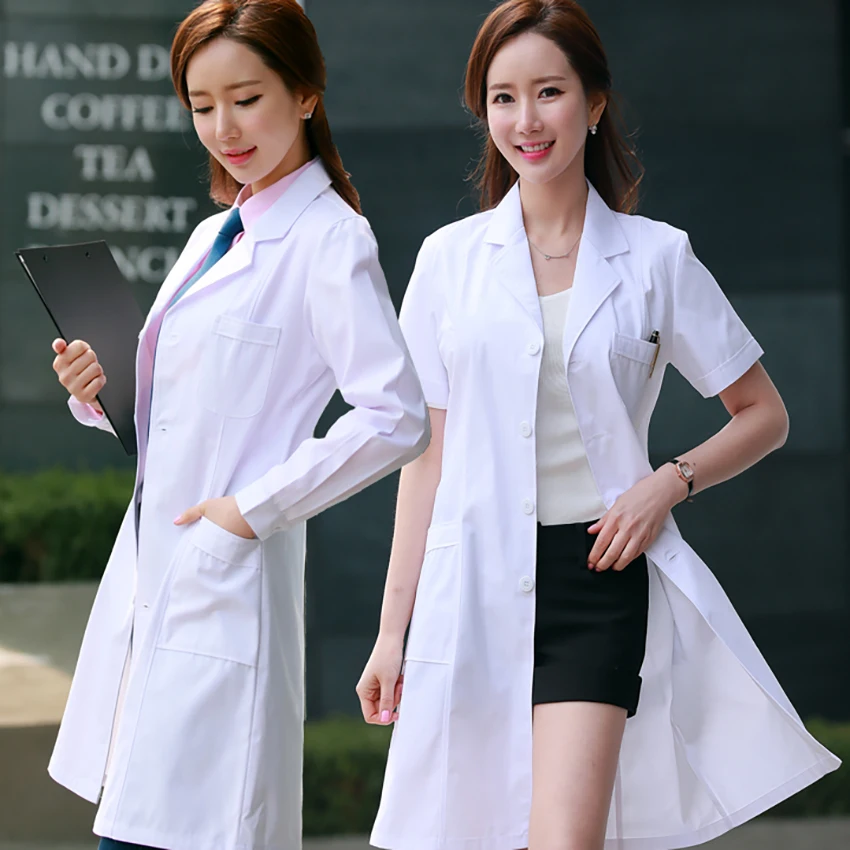 Kopen Gratis Logo Print Medische Uniformen Arts Witte Jassen Scrubs Medische Uniformen Vrouwen Verpleegkundige Werkkleding Vrouwen of Mannen Beschermen Lab gown