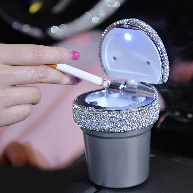 Strass Tragbare Auto Aschenbecher mit Led Licht Kristall Diamant Auto  Aschenbecher Aschenbecher Lagerung Tasse Halter für Mädchen Auto Zubehör -  AliExpress