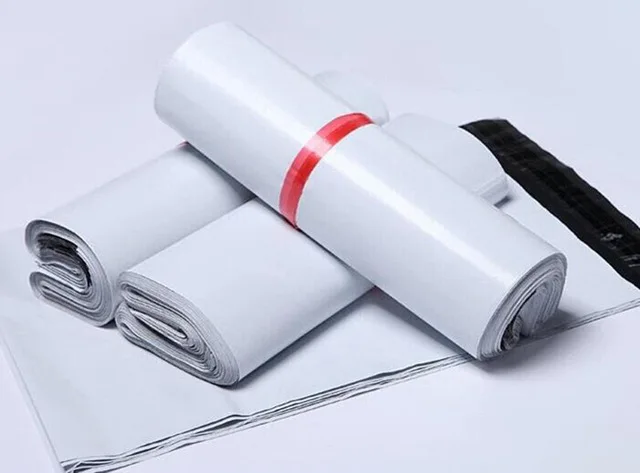 

100Pcs/ Lot 11*11+4cm White Poly Mailer Mailing Packing Pocket Express Courier Pouch Storage Envelope Plastic Mailers Pack Bag
