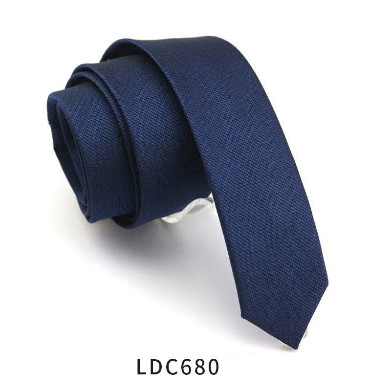 LDC680 Высокое качество новые дизайнерские бренды модные деловые повседневные 5 см тонкие галстуки для мужчин обтягивающие одноцветные галстуки с подарочной коробкой - Цвет: LDC680
